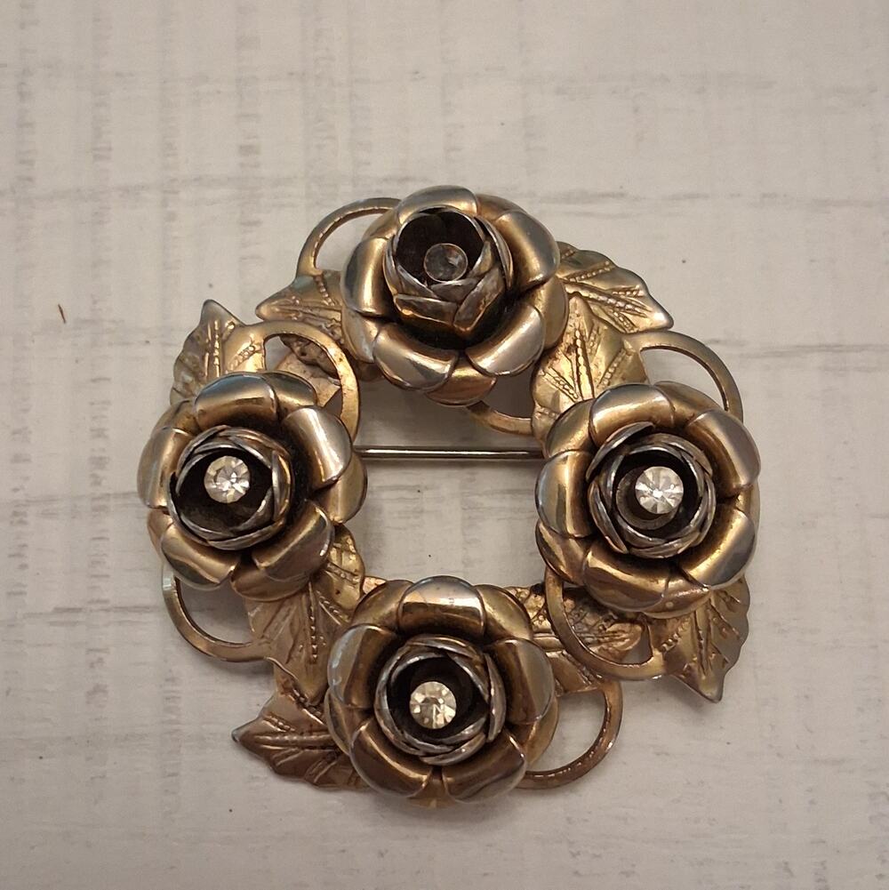 Vintage Gold Tone Cabbage Rose Blossom Wreath Pin Brooch MCM Regency FLAWED